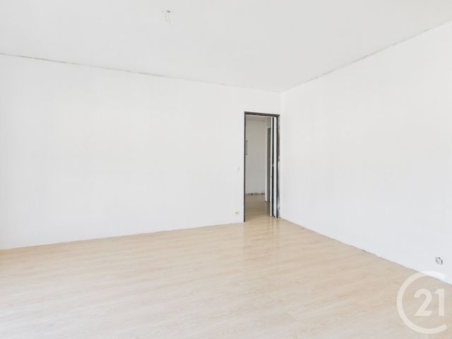 Appartement T4 &agrave; vendre - 4 pi&egrave;ces - 77,91 m2 - La Valette Du Var - 83 - PROVENCE-ALPES-COTE-D-AZUR