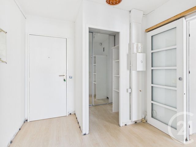 Appartement T4 &agrave; vendre - 4 pi&egrave;ces - 77,91 m2 - La Valette Du Var - 83 - PROVENCE-ALPES-COTE-D-AZUR