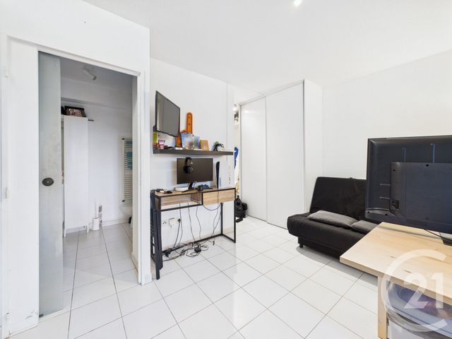 Appartement Studio à louer - 1 pièce - 18,80 m2 - La Valette Du Var - 83 - PROVENCE-ALPES-COTE-D-AZUR