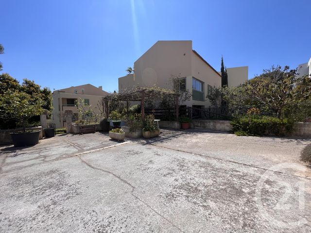 Maison &agrave; louer - 3 pi&egrave;ces - 85 m2 - Sanary Sur Mer - 83 - PROVENCE-ALPES-COTE-D-AZUR