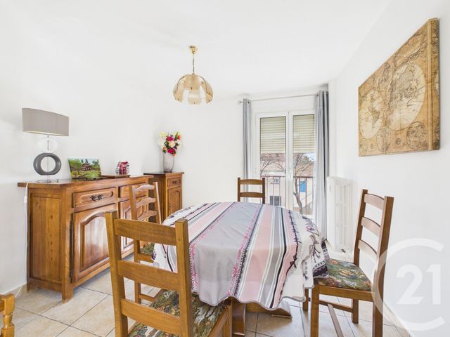 Appartement F3 &agrave; louer - 3 pi&egrave;ces - 73,60 m2 - La Valette Du Var - 83 - PROVENCE-ALPES-COTE-D-AZUR