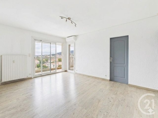 Appartement F3 &agrave; vendre - 3 pi&egrave;ces - 63,99 m2 - La Valette Du Var - 83 - PROVENCE-ALPES-COTE-D-AZUR