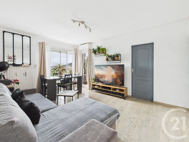 Appartement F3 &agrave; vendre - 3 pi&egrave;ces - 63,99 m2 - La Valette Du Var - 83 - PROVENCE-ALPES-COTE-D-AZUR