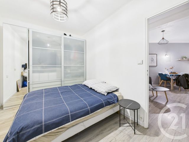 Appartement F3 &agrave; louer - 3 pi&egrave;ces - 56,05 m2 - Toulon - 83 - PROVENCE-ALPES-COTE-D-AZUR