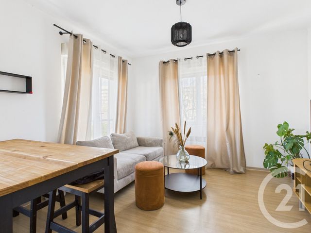 Appartement F3 &agrave; louer - 3 pi&egrave;ces - 48,89 m2 - Toulon - 83 - PROVENCE-ALPES-COTE-D-AZUR