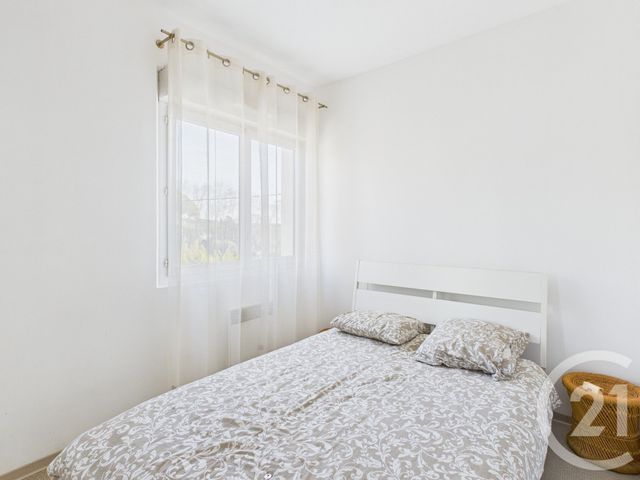 Appartement F3 &agrave; louer - 3 pi&egrave;ces - 48,89 m2 - Toulon - 83 - PROVENCE-ALPES-COTE-D-AZUR
