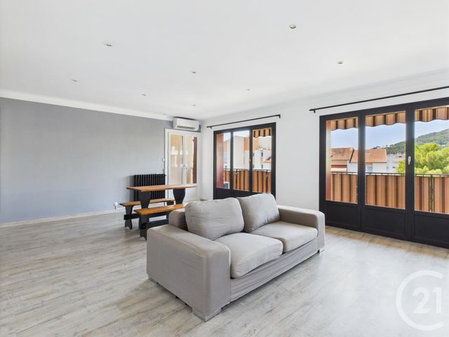 Appartement T4 &agrave; louer - 5 pi&egrave;ces - 90,80 m2 - La Valette Du Var - 83 - PROVENCE-ALPES-COTE-D-AZUR