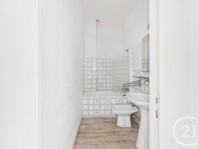 Appartement T2 &agrave; vendre - 2 pi&egrave;ces - 45 m2 - Toulon - 83 - PROVENCE-ALPES-COTE-D-AZUR