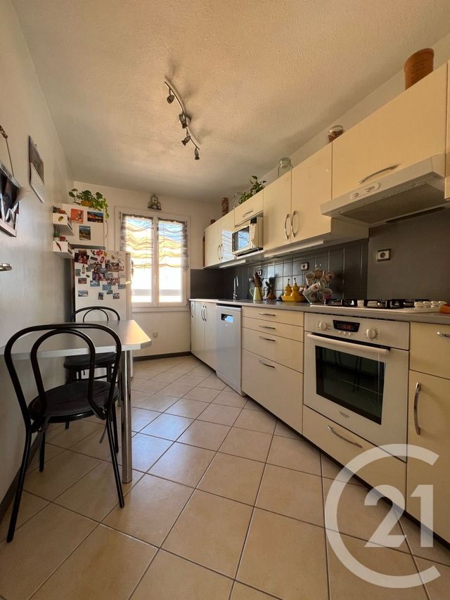 Appartement T3 &agrave; vendre - 3 pi&egrave;ces - 66,86 m2 - La Valette Du Var - 83 - PROVENCE-ALPES-COTE-D-AZUR