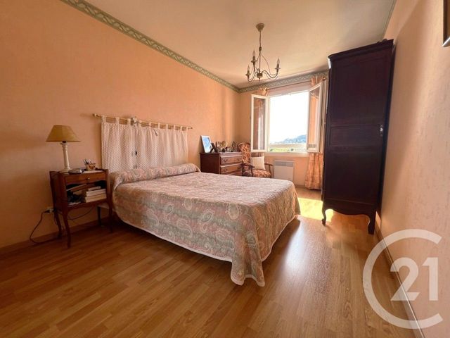 Appartement T3 &agrave; vendre - 3 pi&egrave;ces - 66,86 m2 - La Valette Du Var - 83 - PROVENCE-ALPES-COTE-D-AZUR