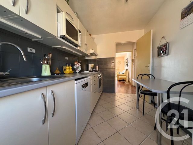 Appartement T3 &agrave; vendre - 3 pi&egrave;ces - 66,86 m2 - La Valette Du Var - 83 - PROVENCE-ALPES-COTE-D-AZUR