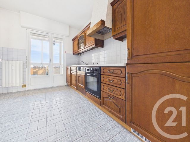 Appartement T3 &agrave; vendre - 3 pi&egrave;ces - 70,09 m2 - Toulon - 83 - PROVENCE-ALPES-COTE-D-AZUR