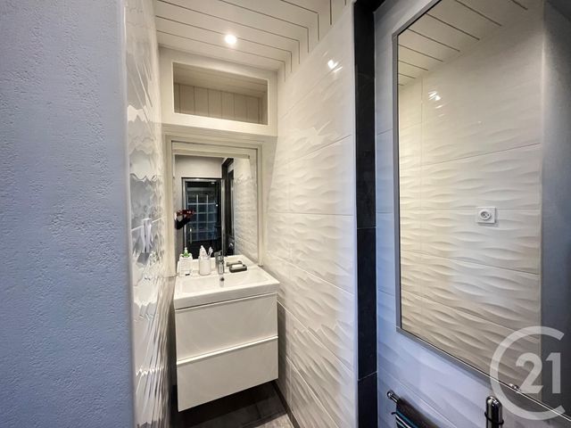 Appartement F2 &agrave; louer - 2 pi&egrave;ces - 20,41 m2 - La Valette Du Var - 83 - PROVENCE-ALPES-COTE-D-AZUR