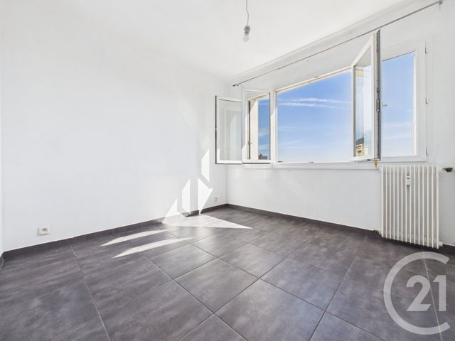 Appartement T3 &agrave; vendre - 3 pi&egrave;ces - 54 m2 - Toulon - 83 - PROVENCE-ALPES-COTE-D-AZUR