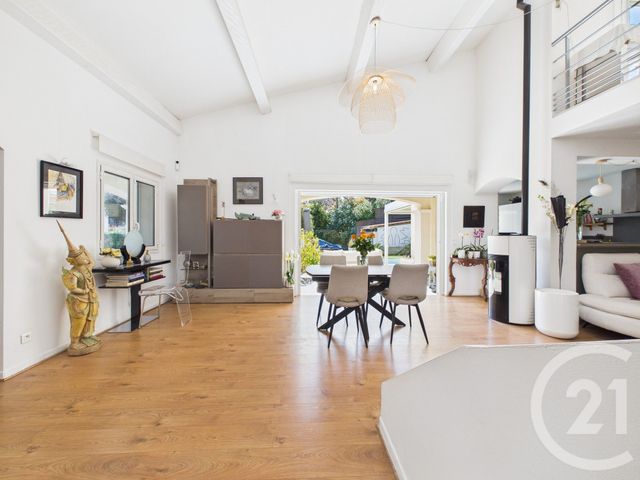 Maison &agrave; vendre - 5 pi&egrave;ces - 136,23 m2 - La Seyne Sur Mer - 83 - PROVENCE-ALPES-COTE-D-AZUR