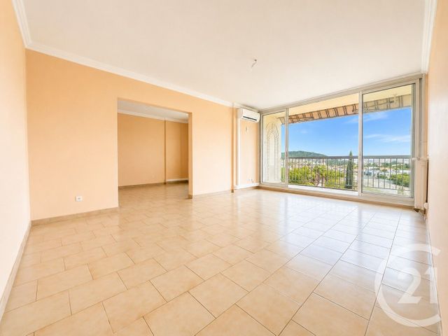 Appartement T5 &agrave; vendre - 4 pi&egrave;ces - 99,09 m2 - La Valette Du Var - 83 - PROVENCE-ALPES-COTE-D-AZUR