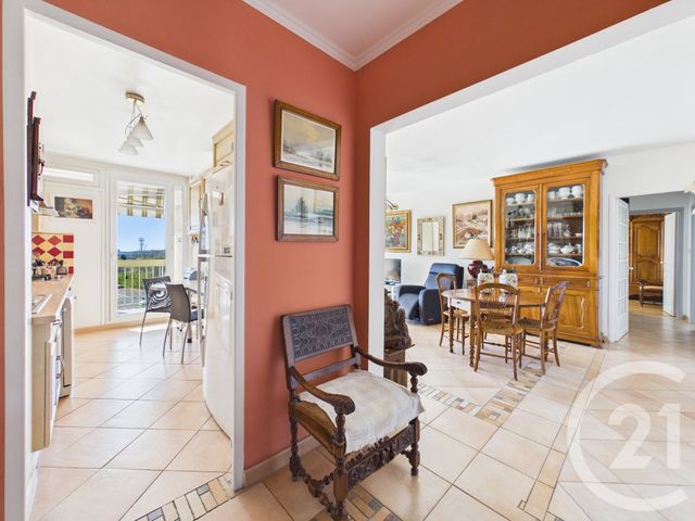 Appartement T4 &agrave; vendre - 5 pi&egrave;ces - 87,56 m2 - La Valette Du Var - 83 - PROVENCE-ALPES-COTE-D-AZUR