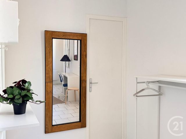 Appartement F1 &agrave; louer - 1 pi&egrave;ce - 29,05 m2 - Toulon - 83 - PROVENCE-ALPES-COTE-D-AZUR