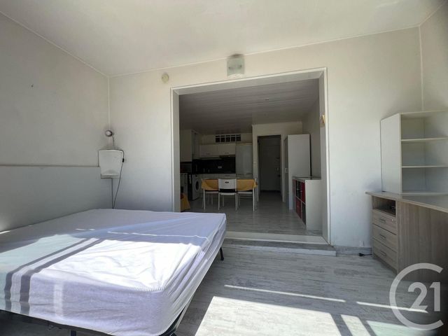 Appartement F1 &agrave; louer - 1 pi&egrave;ce - 21,14 m2 - La Valette Du Var - 83 - PROVENCE-ALPES-COTE-D-AZUR