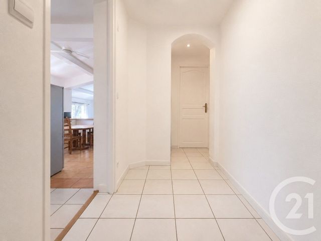 Maison &agrave; vendre - 5 pi&egrave;ces - 104,81 m2 - Gonfaron - 83 - PROVENCE-ALPES-COTE-D-AZUR