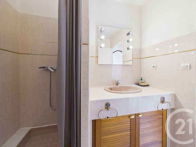 Appartement Studio &agrave; vendre - 1 pi&egrave;ce - 25,42 m2 - La Valette Du Var - 83 - PROVENCE-ALPES-COTE-D-AZUR