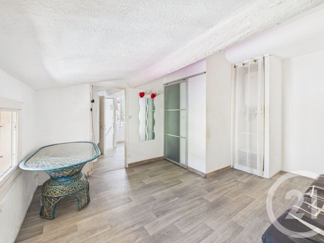 Appartement F2 &agrave; louer - 2 pi&egrave;ces - 27,80 m2 - La Valette Du Var - 83 - PROVENCE-ALPES-COTE-D-AZUR