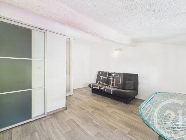 Appartement F2 &agrave; louer - 2 pi&egrave;ces - 27,80 m2 - La Valette Du Var - 83 - PROVENCE-ALPES-COTE-D-AZUR