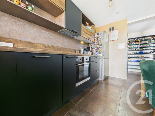 Appartement T4 &agrave; vendre - 4 pi&egrave;ces - 76,44 m2 - Toulon - 83 - PROVENCE-ALPES-COTE-D-AZUR