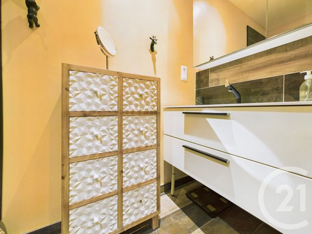 Appartement T4 &agrave; vendre - 4 pi&egrave;ces - 76,44 m2 - Toulon - 83 - PROVENCE-ALPES-COTE-D-AZUR