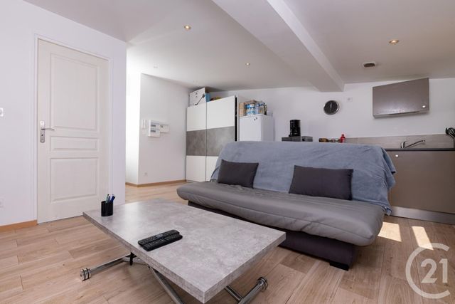 Appartement Studio &agrave; louer - 1 pi&egrave;ce - 25,45 m2 - La Valette Du Var - 83 - PROVENCE-ALPES-COTE-D-AZUR