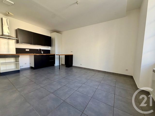Appartement F4 &agrave; vendre - 4 pi&egrave;ces - 99,32 m2 - Toulon - 83 - PROVENCE-ALPES-COTE-D-AZUR