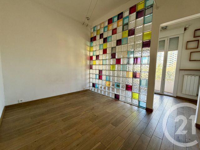 Appartement F4 &agrave; vendre - 4 pi&egrave;ces - 96,61 m2 - Toulon - 83 - PROVENCE-ALPES-COTE-D-AZUR