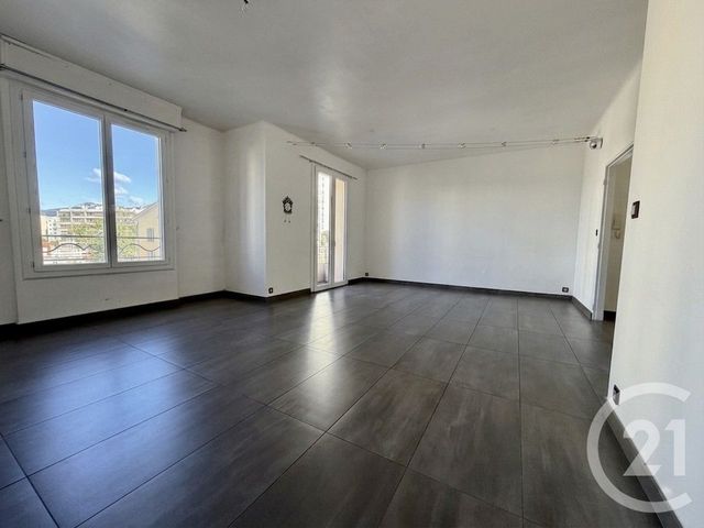 Appartement F4 &agrave; vendre - 4 pi&egrave;ces - 96,61 m2 - Toulon - 83 - PROVENCE-ALPES-COTE-D-AZUR
