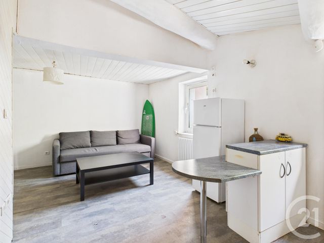 Appartement F1 &agrave; louer - 1 pi&egrave;ce - 32,65 m2 - La Valette Du Var - 83 - PROVENCE-ALPES-COTE-D-AZUR