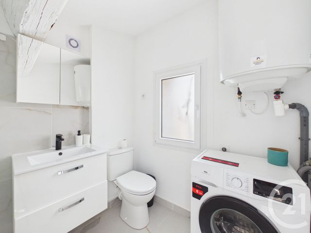 Appartement F1 &agrave; louer - 1 pi&egrave;ce - 14,05 m2 - Toulon - 83 - PROVENCE-ALPES-COTE-D-AZUR