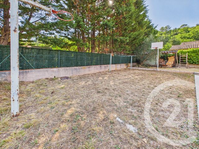Maison &agrave; louer - 4 pi&egrave;ces - 86 m2 - Meounes Les Montrieux - 83 - PROVENCE-ALPES-COTE-D-AZUR