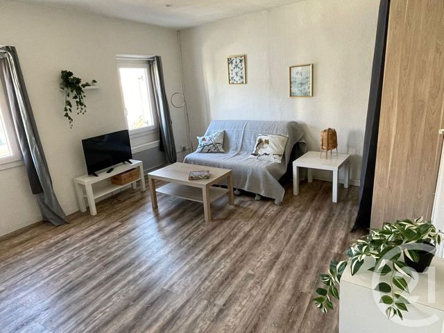 Appartement Studio &agrave; louer - 1 pi&egrave;ce - 25,50 m2 - Toulon - 83 - PROVENCE-ALPES-COTE-D-AZUR