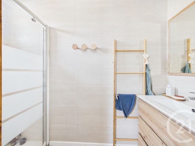 Appartement Duplex &agrave; vendre - 5 pi&egrave;ces - 103,12 m2 - La Garde - 83 - PROVENCE-ALPES-COTE-D-AZUR