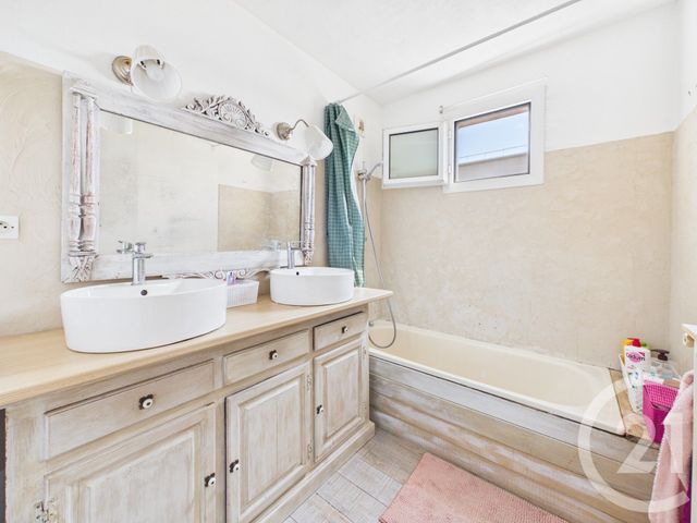 Appartement Duplex &agrave; vendre - 5 pi&egrave;ces - 103,12 m2 - La Garde - 83 - PROVENCE-ALPES-COTE-D-AZUR