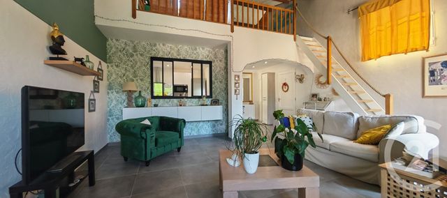 Maison &agrave; vendre - 6 pi&egrave;ces - 161,40 m2 - La Valette Du Var - 83 - PROVENCE-ALPES-COTE-D-AZUR