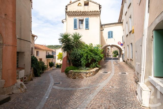 Appartement F2 &agrave; louer - 2 pi&egrave;ces - 42 m2 - La Garde - 83 - PROVENCE-ALPES-COTE-D-AZUR