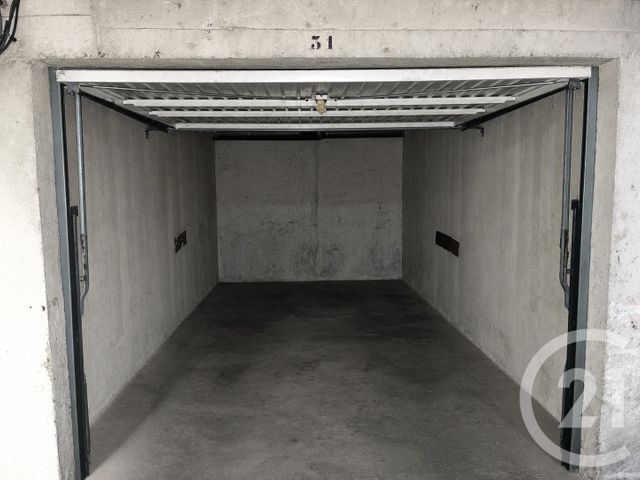 Parking &agrave; louer - 13 m2 - Toulon - 83 - PROVENCE-ALPES-COTE-D-AZUR