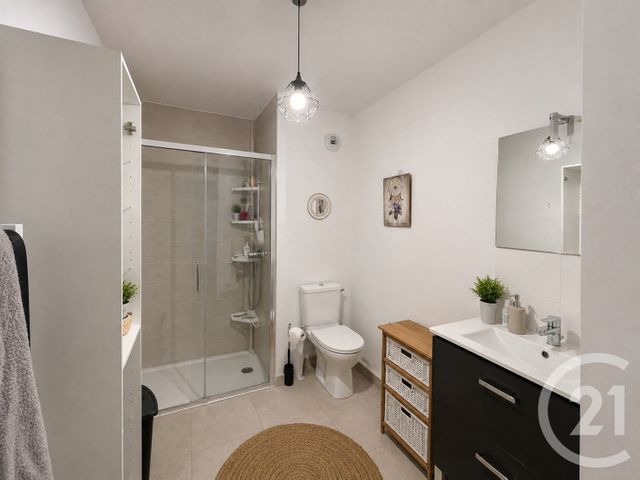 Appartement F2 &agrave; louer - 2 pi&egrave;ces - 42,67 m2 - Toulon - 83 - PROVENCE-ALPES-COTE-D-AZUR
