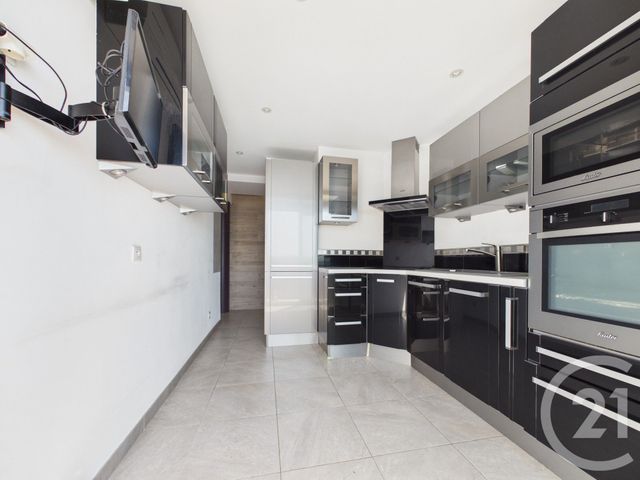 Appartement T4 &agrave; vendre - 4 pi&egrave;ces - 69,92 m2 - Toulon - 83 - PROVENCE-ALPES-COTE-D-AZUR