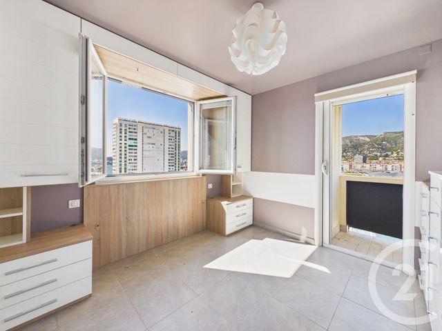 Appartement T4 &agrave; vendre - 4 pi&egrave;ces - 69,92 m2 - Toulon - 83 - PROVENCE-ALPES-COTE-D-AZUR
