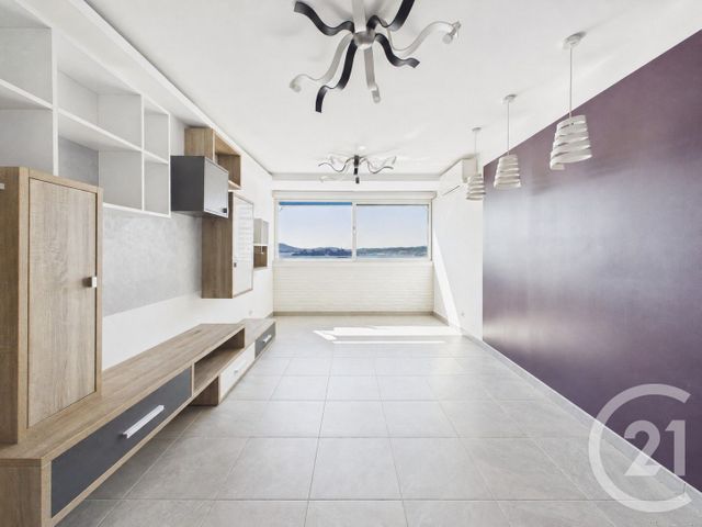 Appartement T4 &agrave; vendre - 4 pi&egrave;ces - 69,92 m2 - Toulon - 83 - PROVENCE-ALPES-COTE-D-AZUR