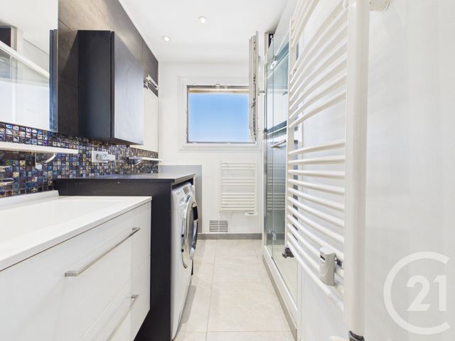 Appartement T4 &agrave; vendre - 4 pi&egrave;ces - 69,92 m2 - Toulon - 83 - PROVENCE-ALPES-COTE-D-AZUR