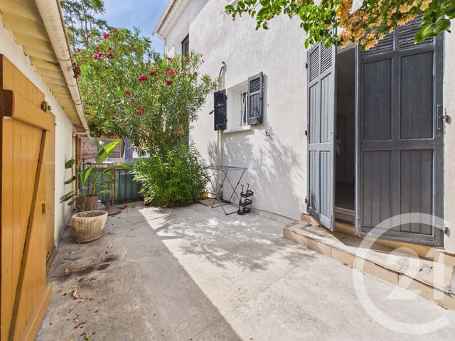 Appartement F3 &agrave; louer - 3 pi&egrave;ces - 49,42 m2 - Toulon - 83 - PROVENCE-ALPES-COTE-D-AZUR