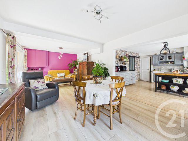 Maison &agrave; vendre - 8 pi&egrave;ces - 181,16 m2 - La Valette Du Var - 83 - PROVENCE-ALPES-COTE-D-AZUR