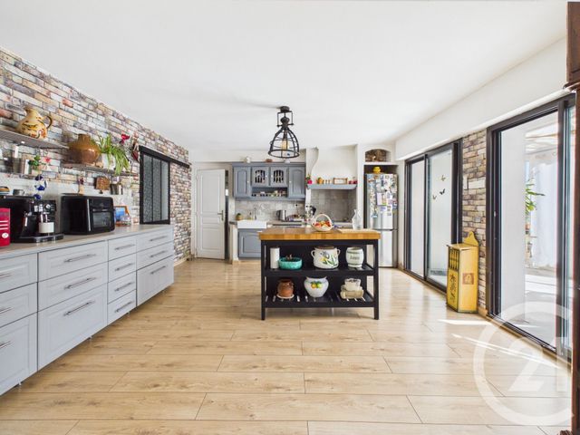 Maison &agrave; vendre - 8 pi&egrave;ces - 181,16 m2 - La Valette Du Var - 83 - PROVENCE-ALPES-COTE-D-AZUR